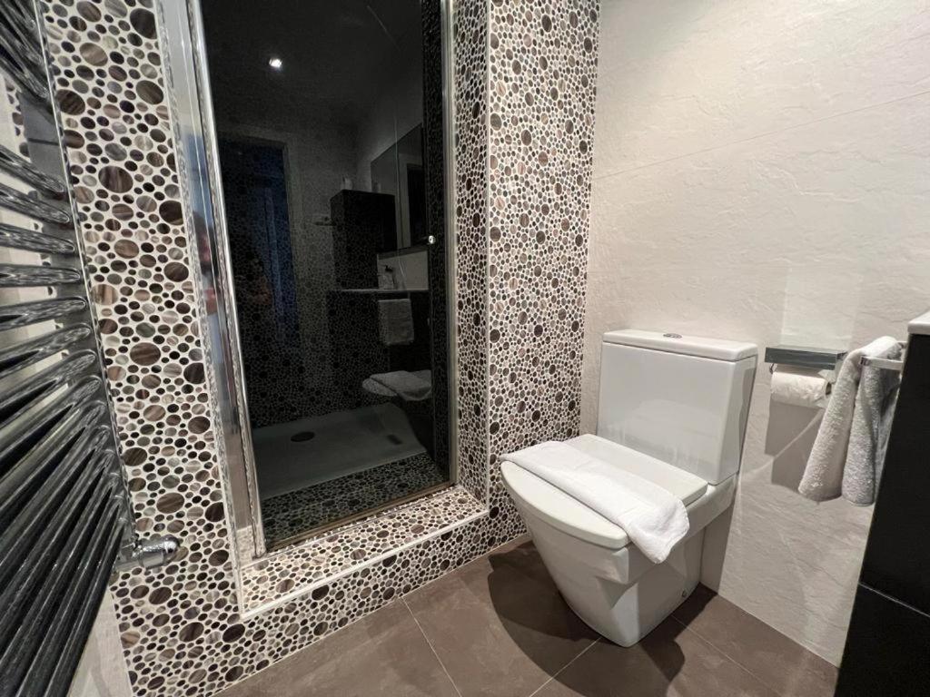 Tonpoigane Apartment แบร์เมโอ ภายนอก รูปภาพ